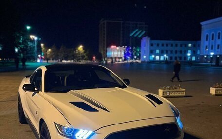 Ford Mustang VI рестайлинг, 2016 год, 4 950 000 рублей, 8 фотография