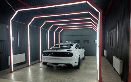 Ford Mustang VI рестайлинг, 2016 год, 4 950 000 рублей, 11 фотография