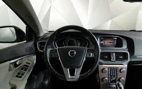 Volvo V40 Cross Country I, 2017 год, 1 847 000 рублей, 15 фотография