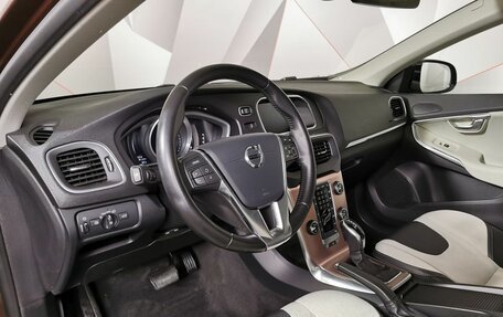 Volvo V40 Cross Country I, 2017 год, 1 847 000 рублей, 14 фотография