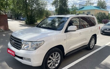 Toyota Land Cruiser 200, 2010 год, 3 350 000 рублей, 1 фотография