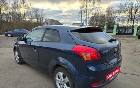 KIA cee'd I рестайлинг, 2008 год, 700 000 рублей, 9 фотография