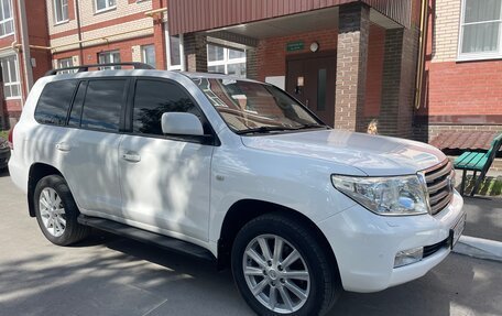 Toyota Land Cruiser 200, 2010 год, 3 350 000 рублей, 2 фотография