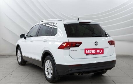 Volkswagen Tiguan II, 2018 год, 2 364 000 рублей, 6 фотография