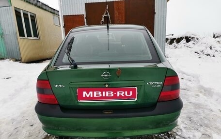 Opel Vectra B рестайлинг, 1996 год, 250 000 рублей, 18 фотография