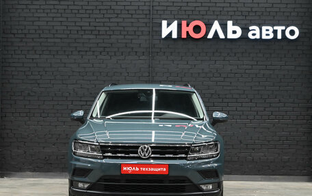 Volkswagen Tiguan II, 2020 год, 3 000 000 рублей, 2 фотография