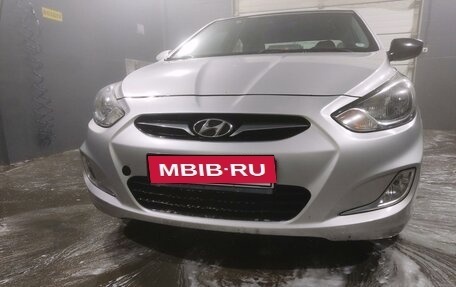 Hyundai Solaris II рестайлинг, 2013 год, 810 000 рублей, 15 фотография