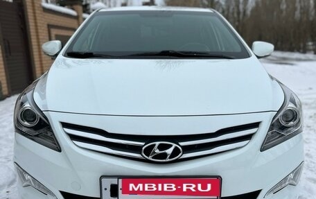 Hyundai Solaris II рестайлинг, 2016 год, 1 330 000 рублей, 2 фотография