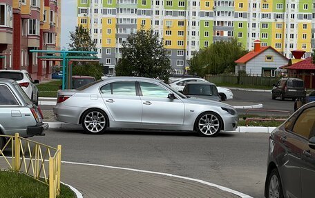 BMW 5 серия, 2004 год, 980 000 рублей, 6 фотография