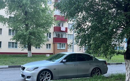 BMW 5 серия, 2004 год, 980 000 рублей, 3 фотография