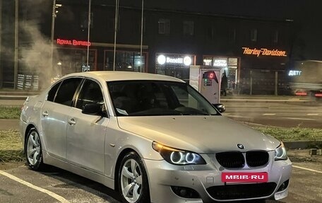 BMW 5 серия, 2004 год, 980 000 рублей, 22 фотография