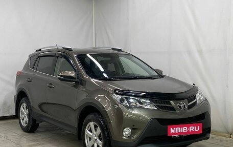 Toyota RAV4, 2014 год, 2 320 000 рублей, 5 фотография