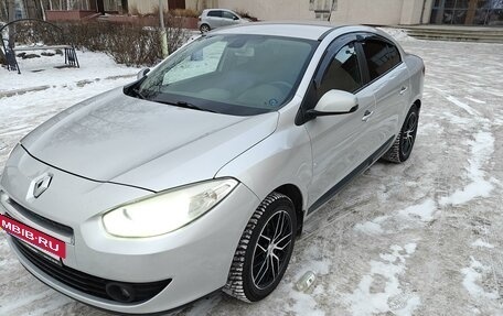 Renault Fluence I, 2010 год, 870 000 рублей, 2 фотография