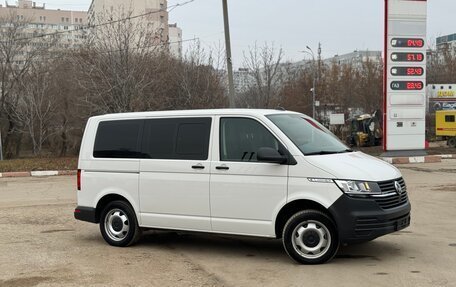 Volkswagen Caravelle T6 рестайлинг, 2020 год, 4 850 000 рублей, 12 фотография