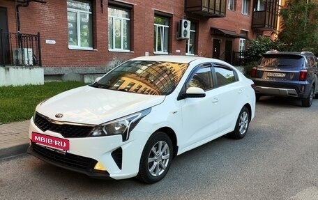 KIA Rio IV, 2020 год, 1 430 000 рублей, 8 фотография