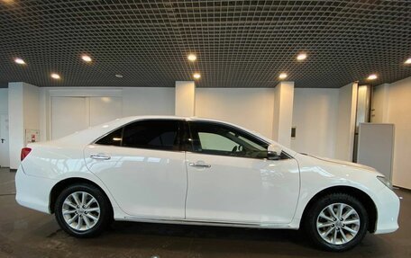 Toyota Camry, 2014 год, 1 840 000 рублей, 2 фотография