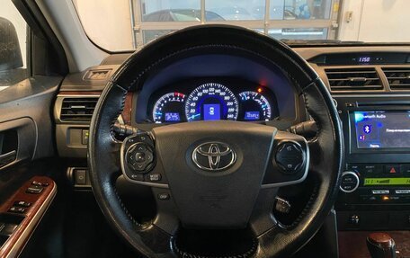 Toyota Camry, 2014 год, 1 840 000 рублей, 10 фотография