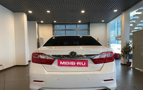 Toyota Camry, 2014 год, 1 840 000 рублей, 4 фотография