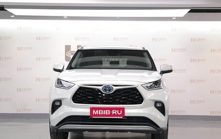 Toyota Highlander, 2021 год, 3 610 000 рублей, 3 фотография