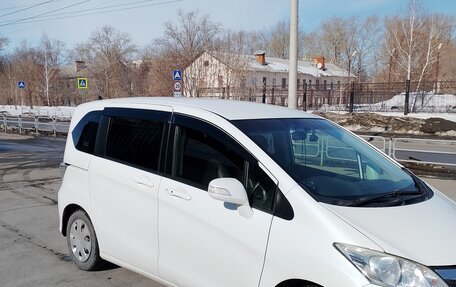 Honda Freed I, 2013 год, 1 320 000 рублей, 7 фотография