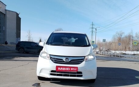 Honda Freed I, 2013 год, 1 320 000 рублей, 6 фотография