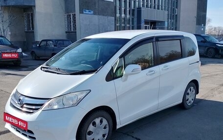 Honda Freed I, 2013 год, 1 320 000 рублей, 12 фотография