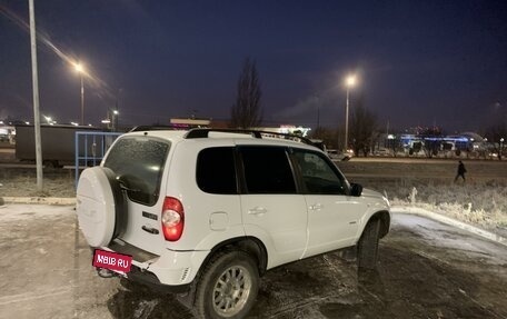 Chevrolet Niva I рестайлинг, 2015 год, 575 000 рублей, 3 фотография