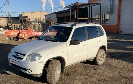 Chevrolet Niva I рестайлинг, 2015 год, 575 000 рублей, 17 фотография