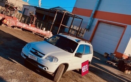 Chevrolet Niva I рестайлинг, 2015 год, 575 000 рублей, 14 фотография