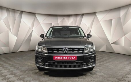 Volkswagen Tiguan II, 2020 год, 2 997 000 рублей, 2 фотография