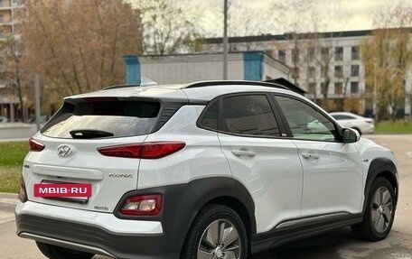 Hyundai Kona I, 2018 год, 2 600 000 рублей, 5 фотография