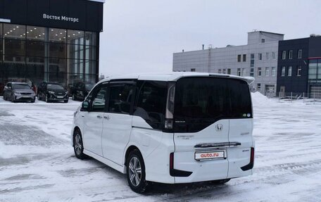 Honda Stepwgn IV, 2018 год, 2 720 000 рублей, 4 фотография