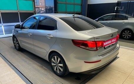 KIA Rio III рестайлинг, 2015 год, 1 000 000 рублей, 4 фотография