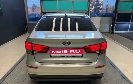 KIA Rio III рестайлинг, 2015 год, 1 000 000 рублей, 5 фотография