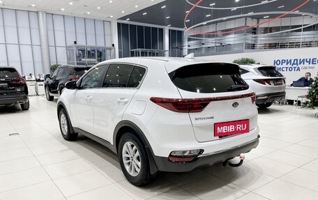 KIA Sportage IV рестайлинг, 2020 год, 2 290 000 рублей, 7 фотография