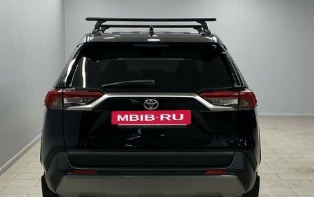 Toyota RAV4, 2020 год, 3 790 000 рублей, 3 фотография