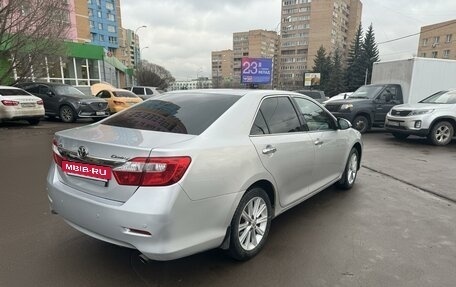 Toyota Camry, 2013 год, 1 650 000 рублей, 4 фотография