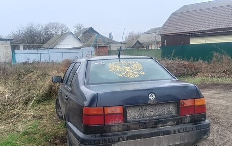 Volkswagen Vento, 1992 год, 130 000 рублей, 3 фотография