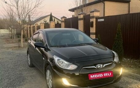 Hyundai Solaris II рестайлинг, 2012 год, 895 000 рублей, 2 фотография