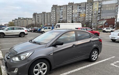 Hyundai Solaris II рестайлинг, 2012 год, 990 000 рублей, 7 фотография