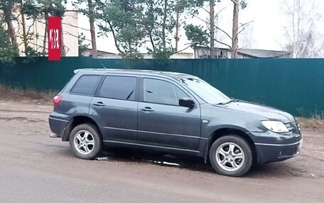 Mitsubishi Outlander III рестайлинг 3, 2004 год, 580 000 рублей, 3 фотография