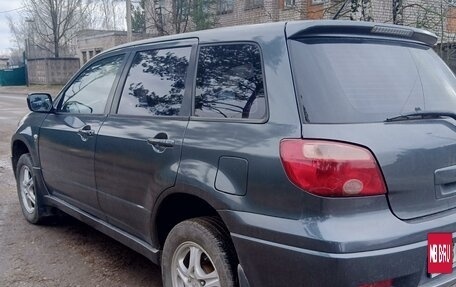 Mitsubishi Outlander III рестайлинг 3, 2004 год, 580 000 рублей, 20 фотография