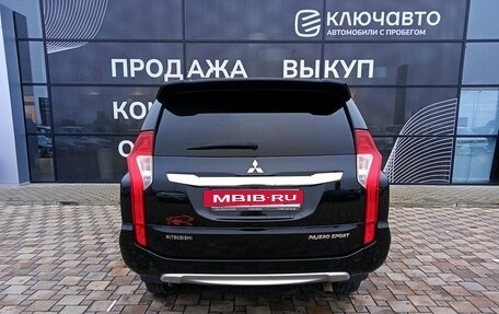 Mitsubishi Pajero Sport III рестайлинг, 2016 год, 2 950 000 рублей, 5 фотография