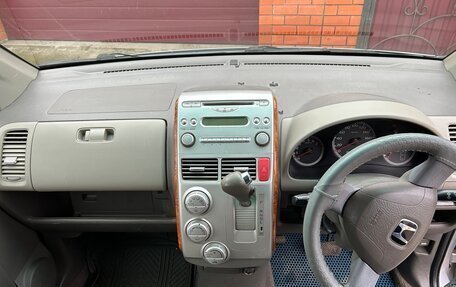 Honda Mobilio I, 2003 год, 820 000 рублей, 20 фотография