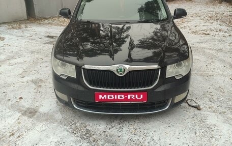 Skoda Superb III рестайлинг, 2011 год, 850 000 рублей, 1 фотография