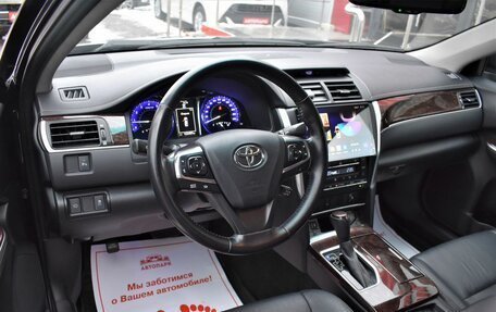 Toyota Camry, 2016 год, 2 499 000 рублей, 7 фотография