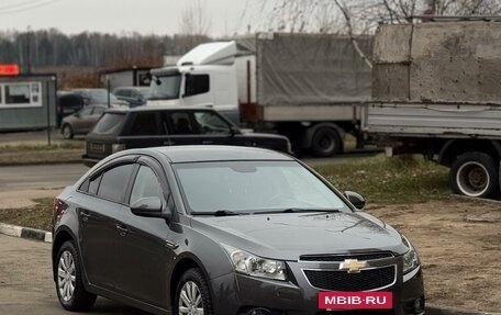 Chevrolet Cruze II, 2011 год, 685 000 рублей, 6 фотография