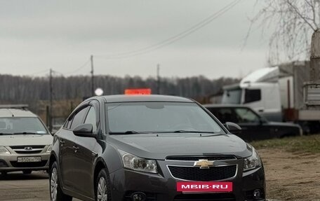 Chevrolet Cruze II, 2011 год, 685 000 рублей, 8 фотография