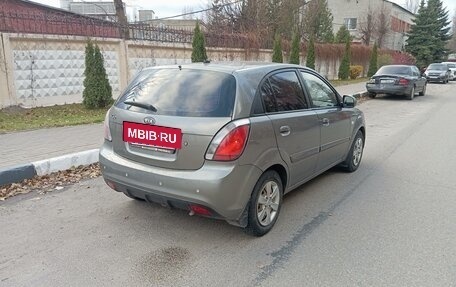 KIA Rio II, 2011 год, 715 000 рублей, 2 фотография