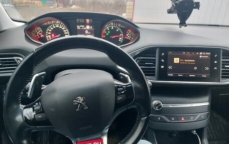 Peugeot 308 II, 2019 год, 1 350 000 рублей, 8 фотография